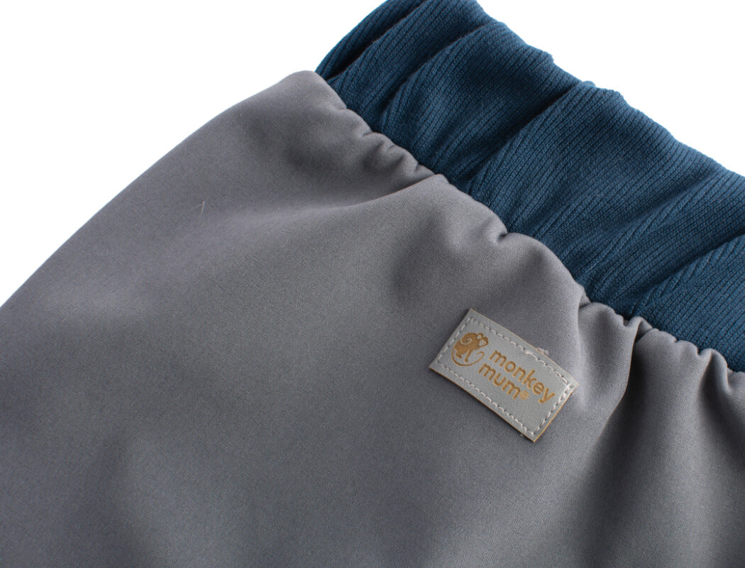Pantalon enfant softshell avec membrane Monkey Mum® - Excursion mystérieuse