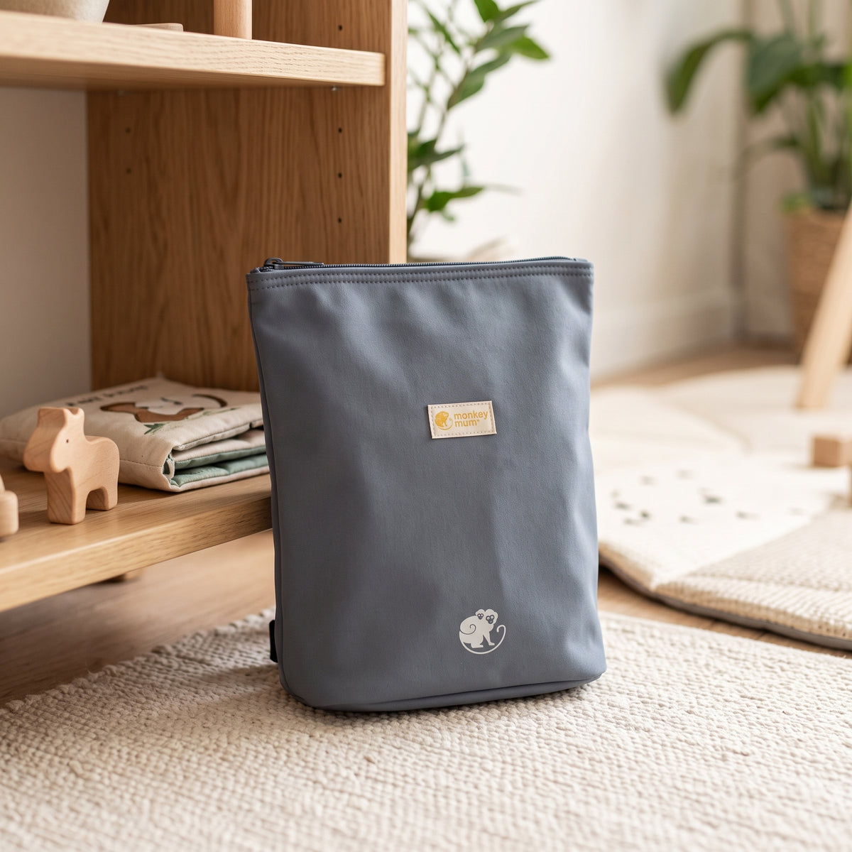 Petit sac à dos softshell pour enfant Monkey Mum® - Excursion mystérieuse