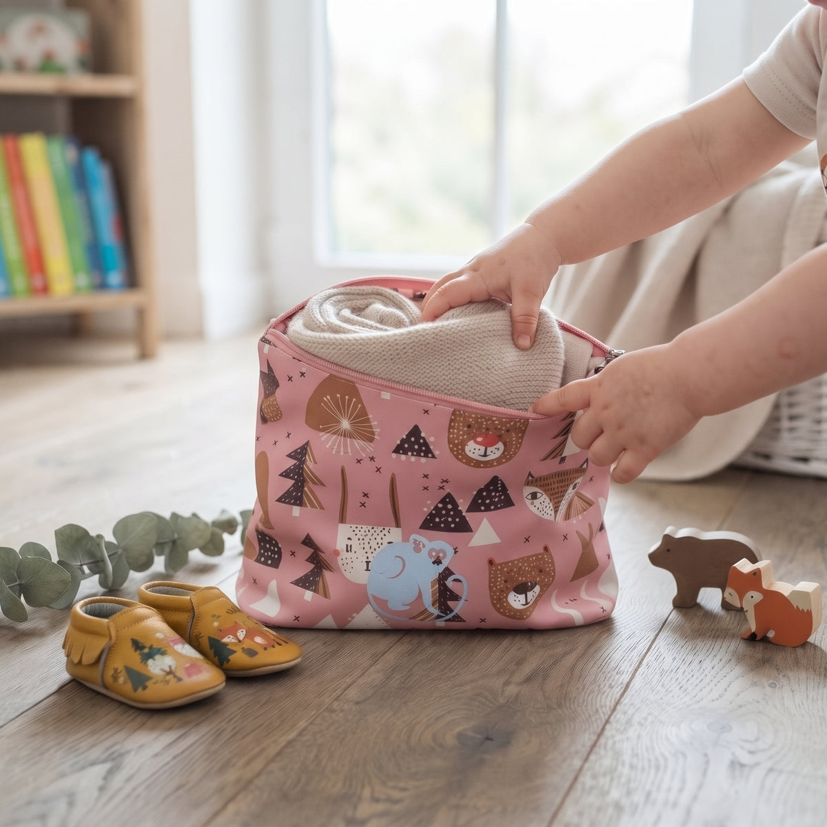 Petit sac à dos softshell pour enfant Monkey Mum® - Animaux de la forêt - Rose