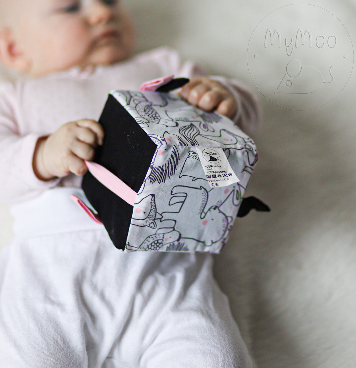 MyMoo Cube de préhension Busy cube - Animaux de la fôret/rose